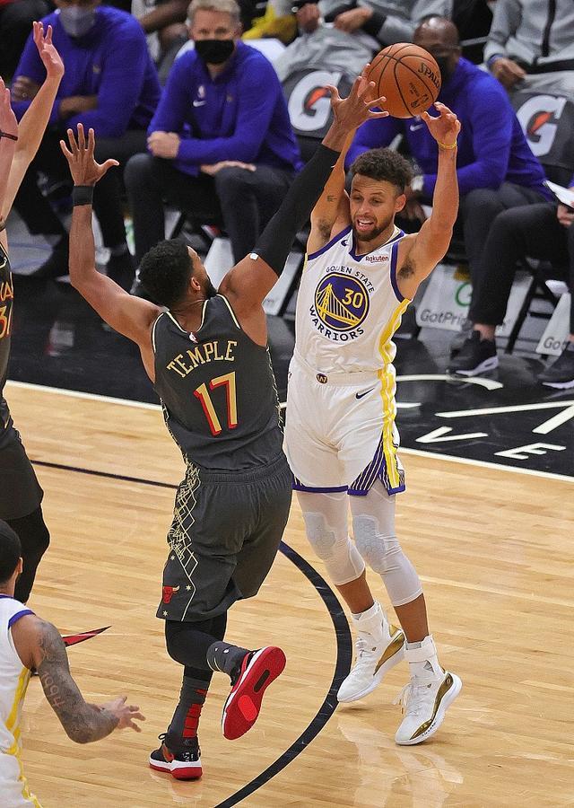 星空体育下载啊-法甲加时末段再迎强敌，纽卡斯尔状态回暖，主帅态度——压力陡增，球探报告显示潜力(萨巴伦卡进级比分)