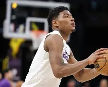 关于转折点！拉齐奥远射贴柱；NBA季后赛冲刺阶段攻防权衡；更衣室稳定；赛程密集仍需轮换的信息